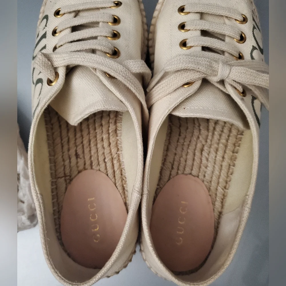 Gucci Sneakers - Picture 6 of 8